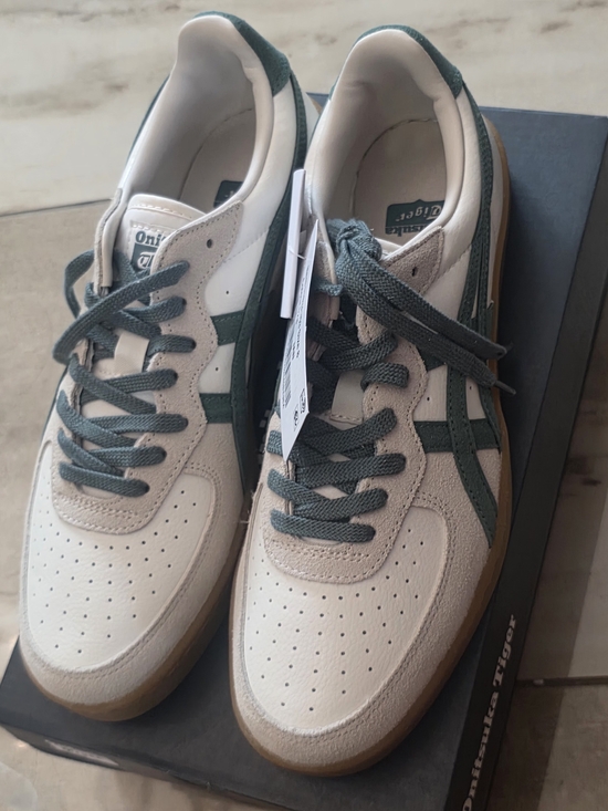 Onitsuka Tiger by Asics Other - Onitsuka Tiger by Asics Men’s Cream & Green Low-Top Sneakers US Size 9.5